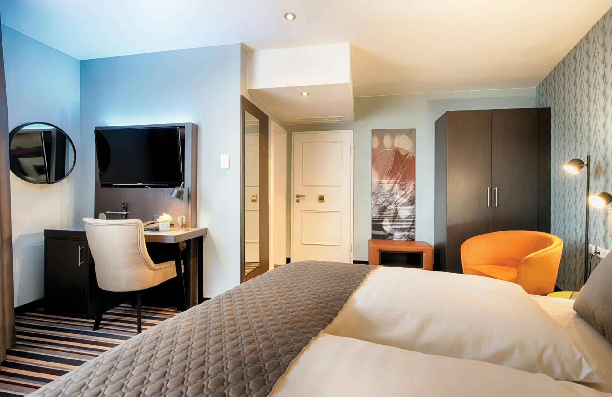 Leonardo Boutique 4*