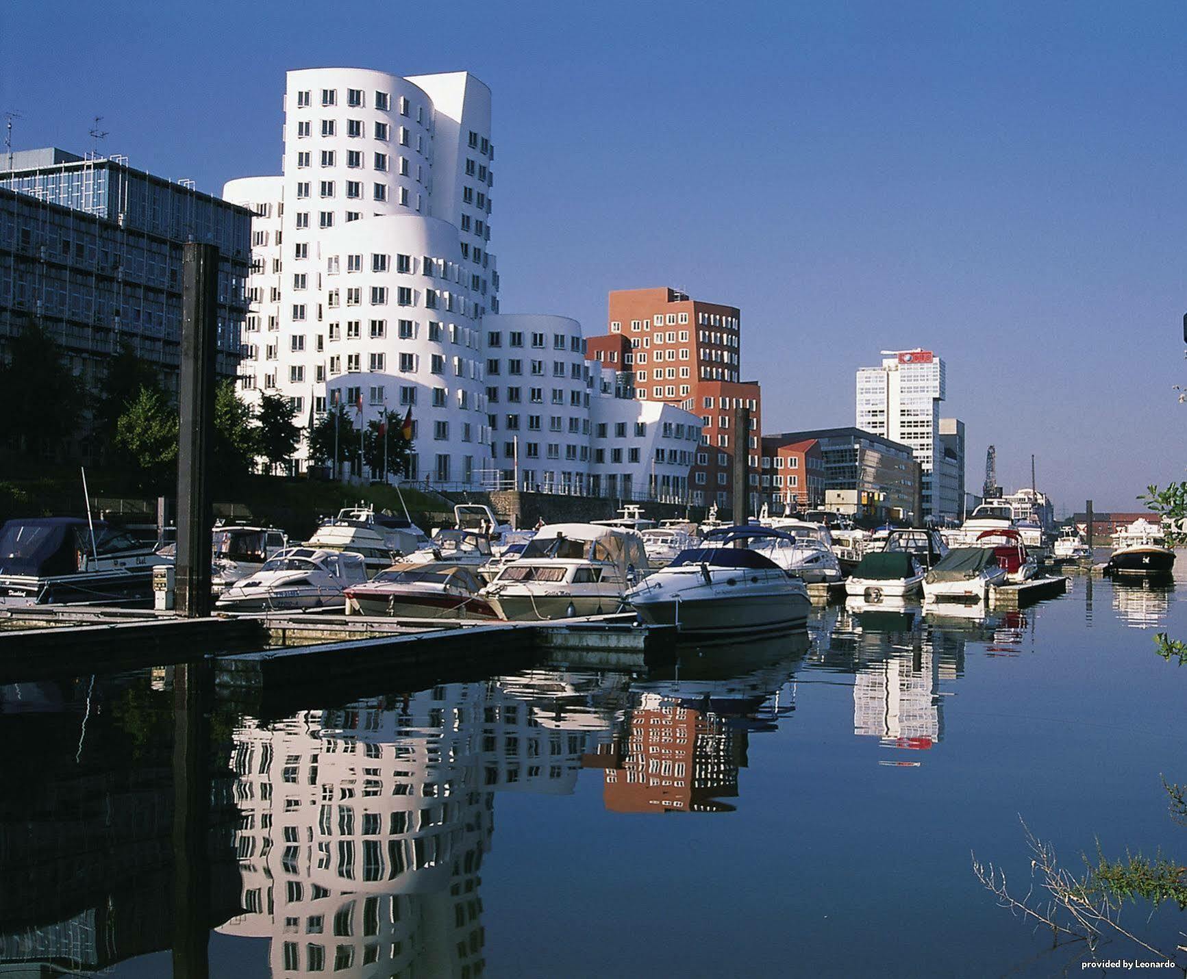 Leonardo Boutique Hotel 4*